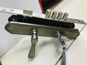 4 Pin Heavy Duty Metallic Door Lock.