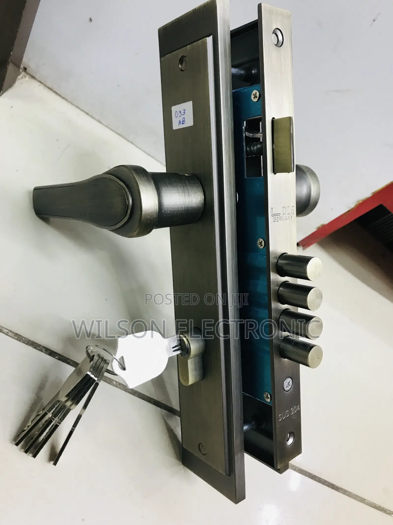 DLS Heavy Duty Door Lock. 4 Pin