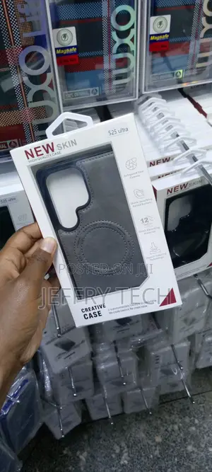 Samsung Galaxy S25 Ultra Case Leather Magsafe and Stand Gray