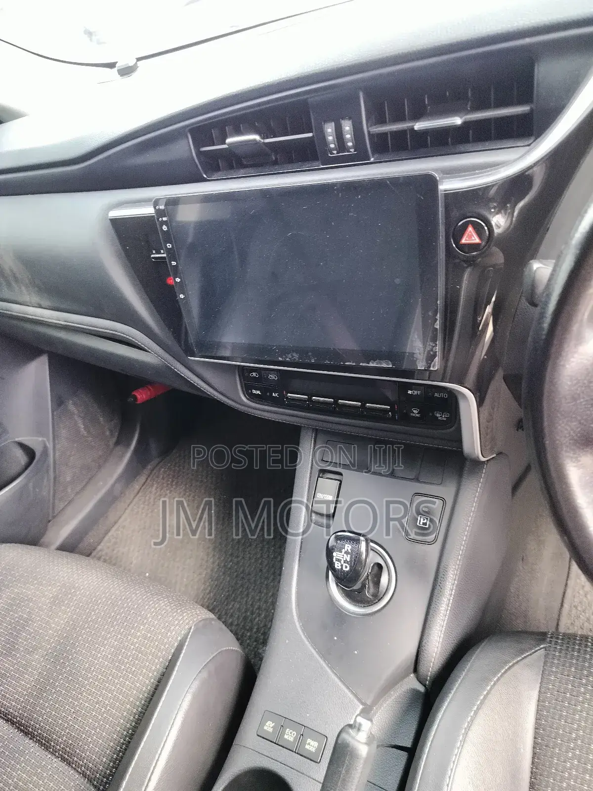 Toyota Auris 2017 Silver