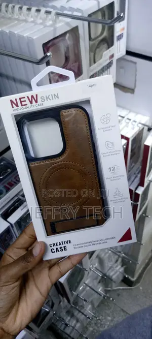 iPhone 14 Pro Case With Stand Genuine Leather Magsafe-Brown