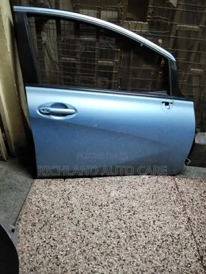 Nissan Note E12 Front Door Right
