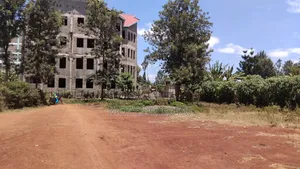 Kimbo, 40x60 Commercial Plots.