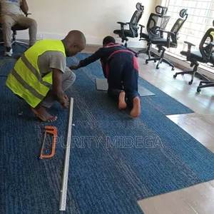 Installing Carpet Tiles and Wall to Wall Carpets