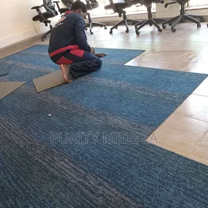 Installing Carpet Tiles and Wall to Wall Carpets
