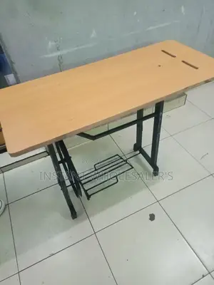 Overlock Machine Table