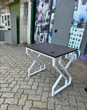 Vintage 1.2m Office Table Desk Rf3qj