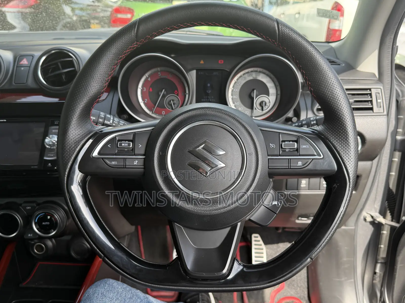 Suzuki Swift 2018 Gray