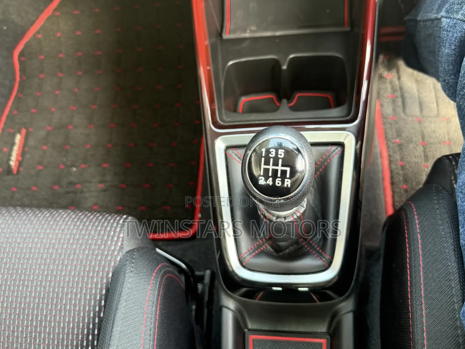 Suzuki Swift 2018 Gray