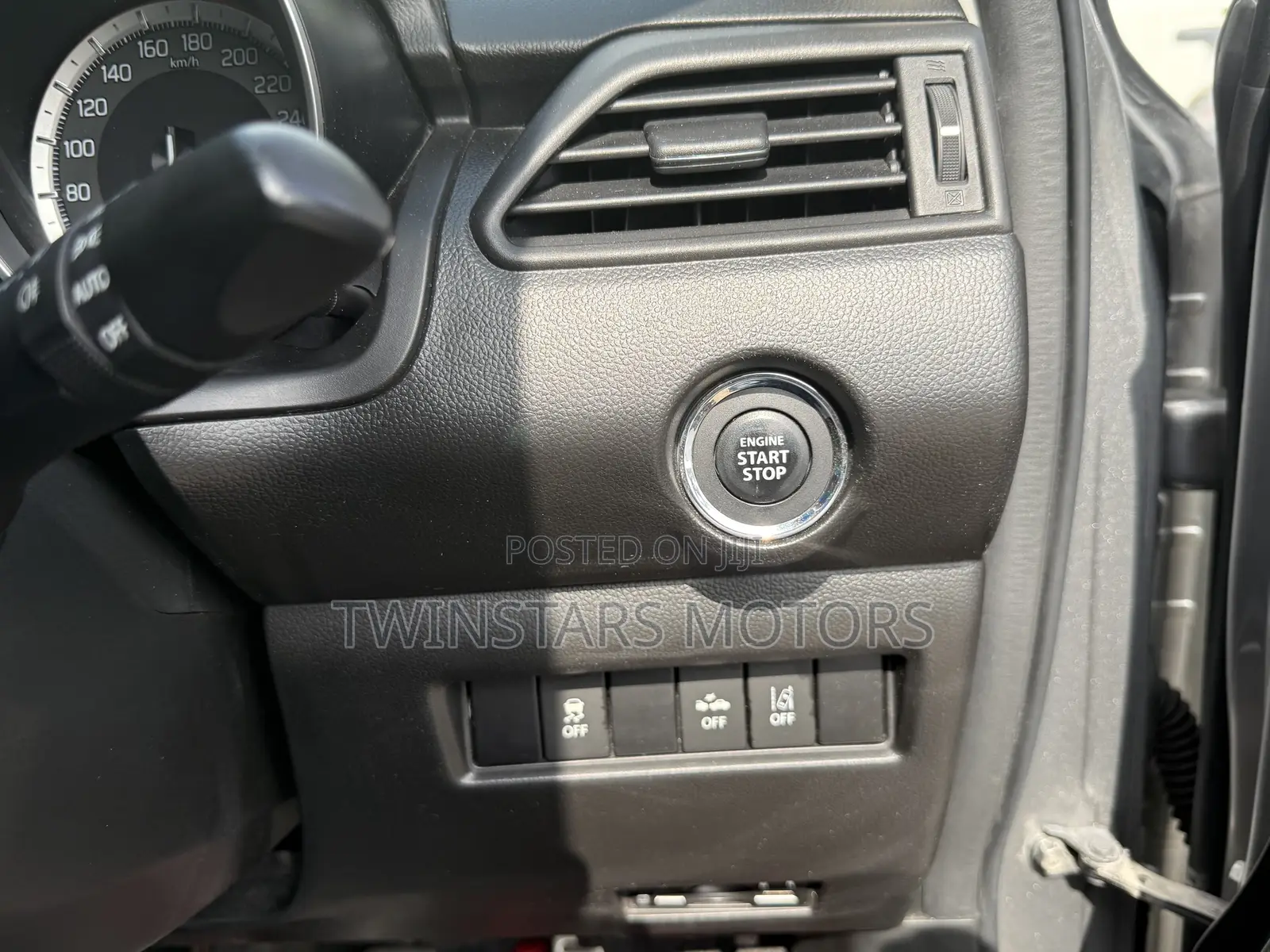 Suzuki Swift 2018 Gray
