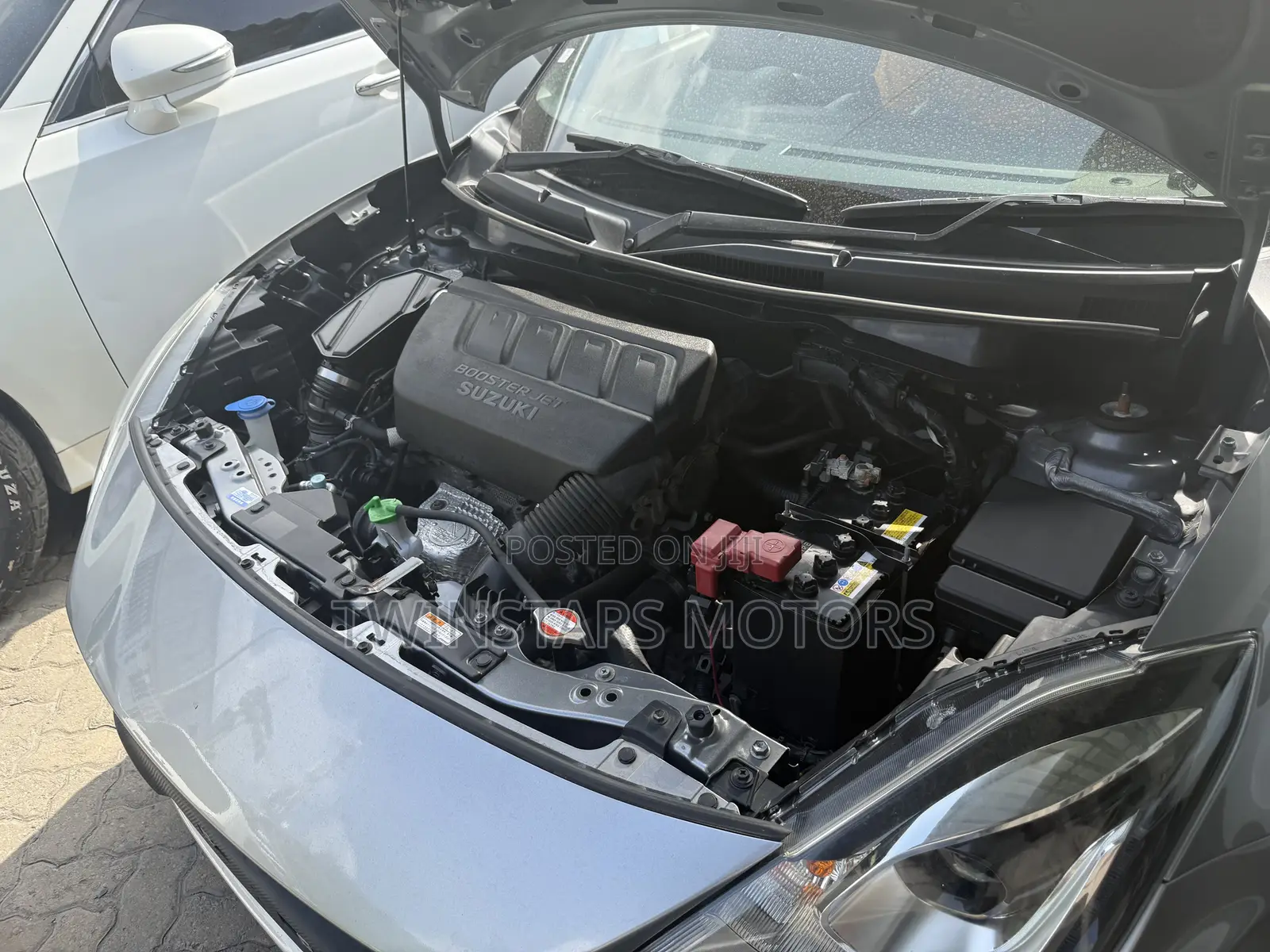 Suzuki Swift 2018 Gray