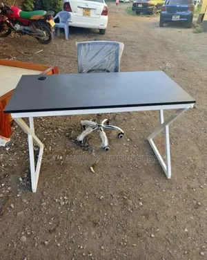 Gray 1.2m Office Table With Mesh Chair Tf3wq