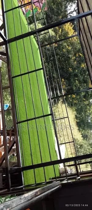 Green Floor Decor Artificial Green Grass Carpets Fitting