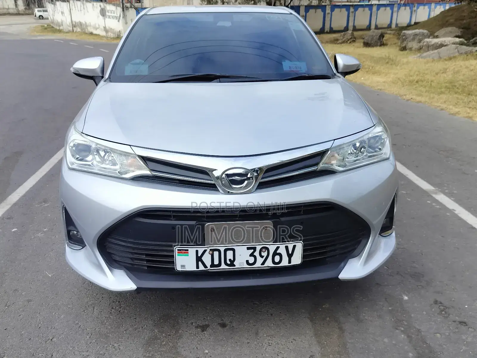 Toyota Axio 2017 Silver
