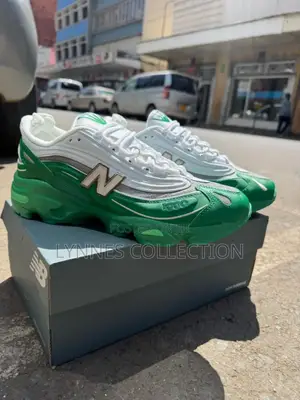 New Balance 1000