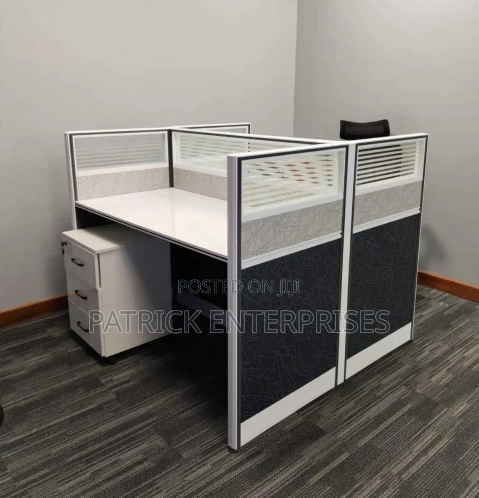 Executive Imported Modern Two Way Workstation