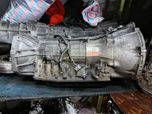 2UZ Half Gearbox for Toyota Prado V8 (Petrol)