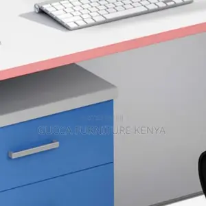 Workstations:4-Seat Modern Modular Professional Work Area