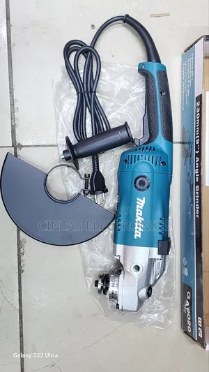 Makita GA9020 Angle Grinder 230mm(9")