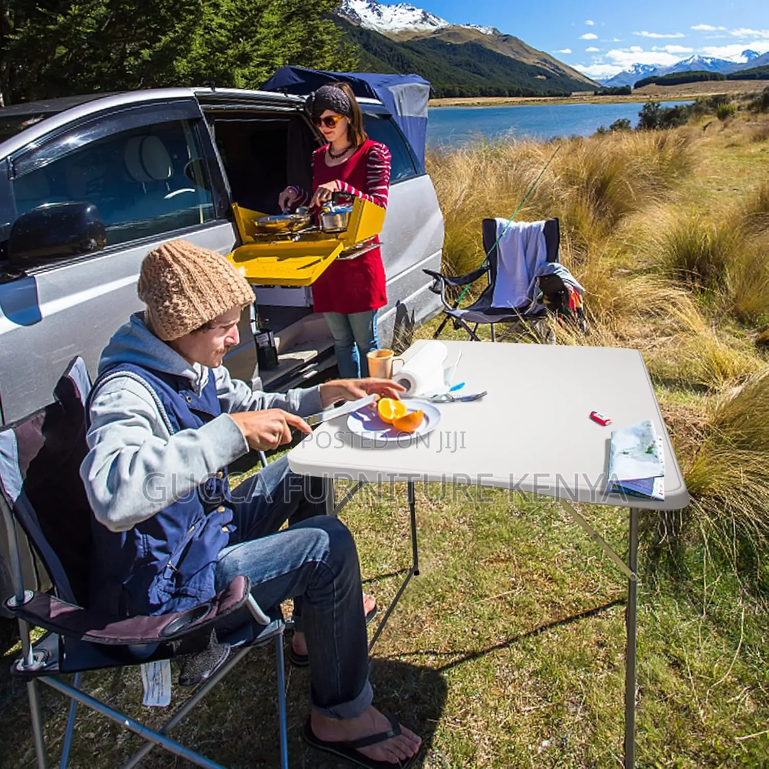 Dining Tables:Fold-in-Half Portable Plastic Home Diningtable