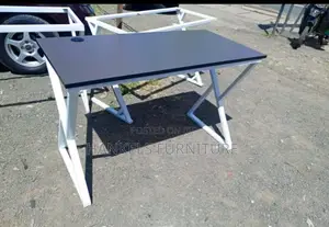 Metal Frame Stand Desk