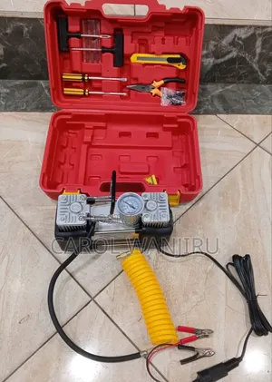 Tyres Inflator Pump/Portable Car Air Compressor