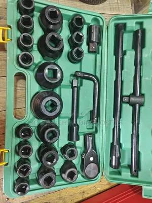 26 Piece 3/4" Spanner Socket Kit, Ratchet and Extension Bars