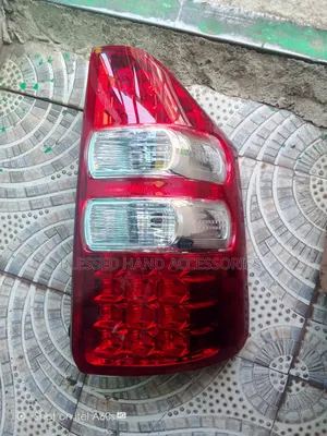 Tail Lights Noah 2010
