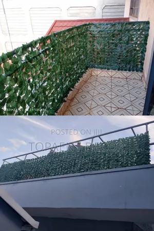3m Wide Fencing Artificial Leaves
