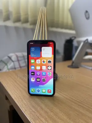 Apple iPhone 11 64 GB Black