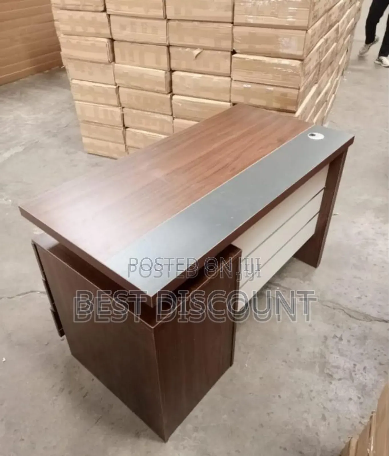 Office Table 1.4m