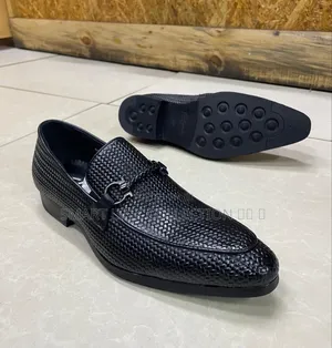 Clarks Official