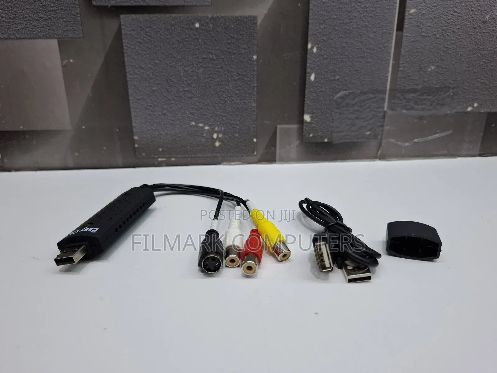 Easy Capture USB 2.0 Video Adapter With Audio