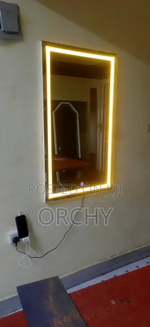 Led Mirrors / Salon Mirrors/ SPA Mirror