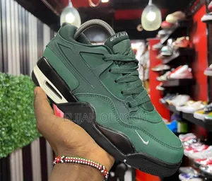 Nigel Sylvester X Air Jordan4 “Driveway Fence