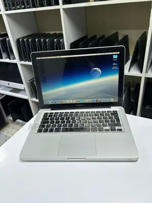 Laptop Apple MacBook 4GB Intel Core 2 Duo SSD 256GB