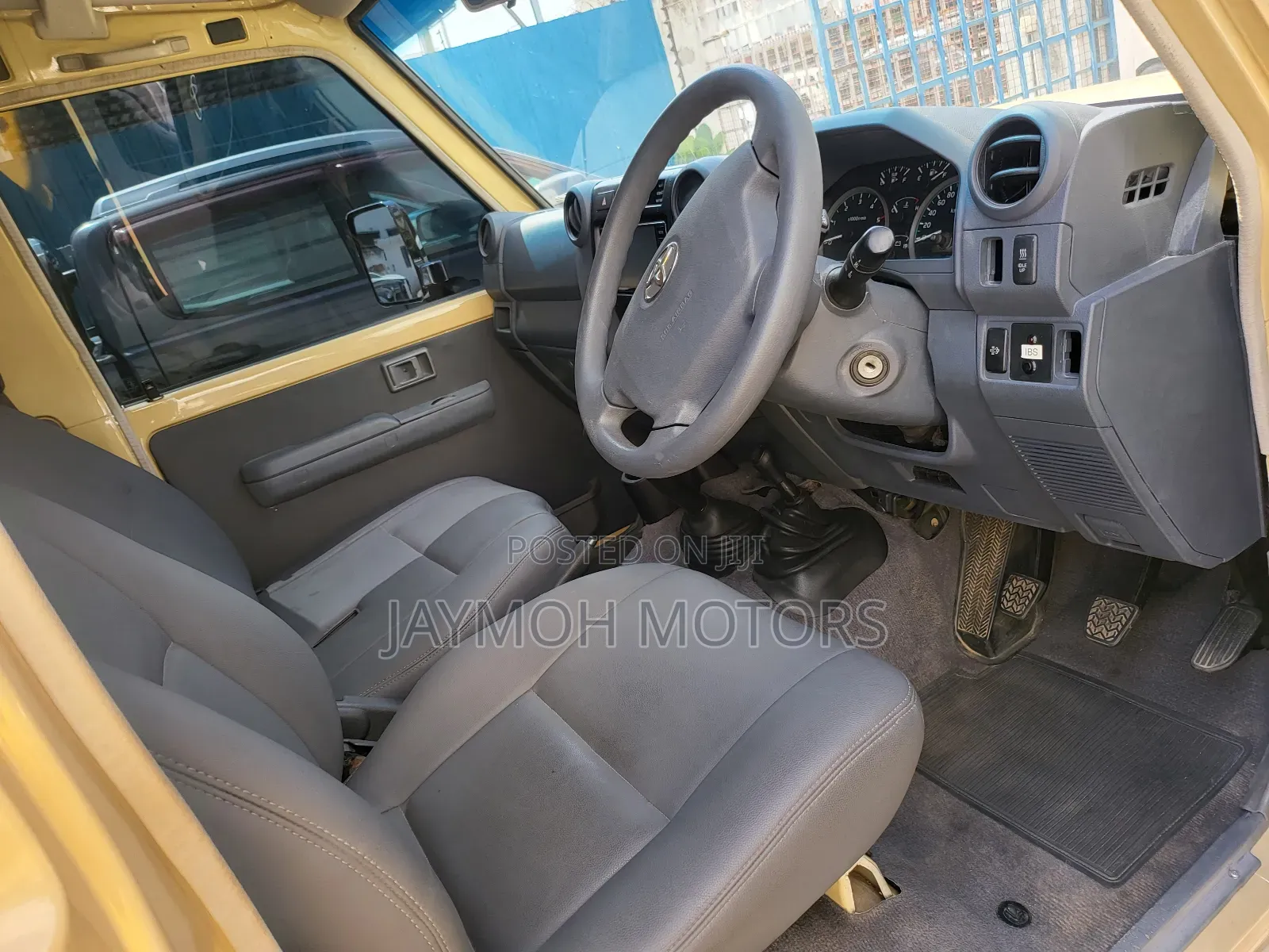 Toyota Land Cruiser 2019 Beige