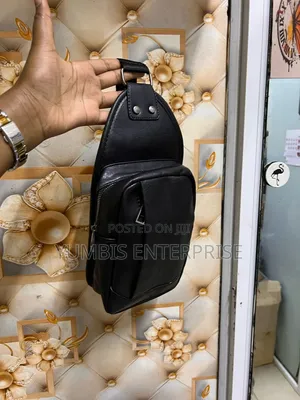 Unisex Black Shoulder Bags/Chest/Shoulder Bags