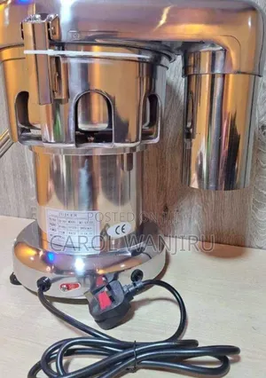 Commercial Juicer Machine/ Juice Extractor Machine/ Juicer