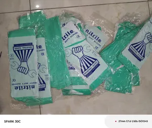 Nitrile Gloves 9"