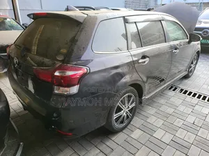 Toyota Corolla Fielder 2018 Purple