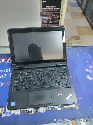 Laptop Lenovo Yoga 11e 8GB Intel Celeron SSD 256GB