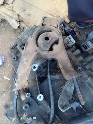 Gearbox and Engine Mounting Different Cars