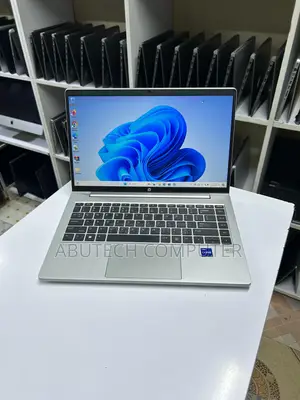 Laptop HP ProBook 440 G9 16GB Intel Core I7 SSD 512GB