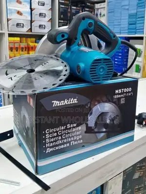 Cordless Makita Circular Saw