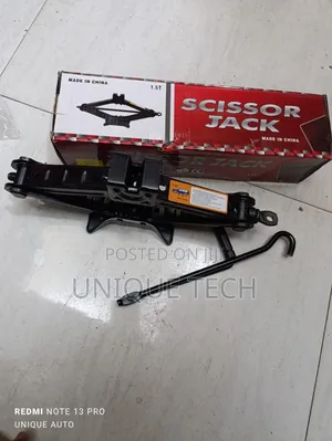 High-Quality 1.5 Ton Scissor Jack :Strong, Stable Safe