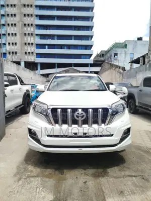 Toyota Land Cruiser Prado 2018 White
