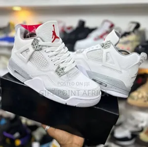 Air Jordan 4 Leather Retro Oreo Sneakers