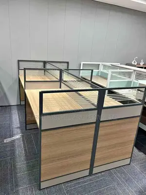 Executive Quality Four-Way Office Workstation