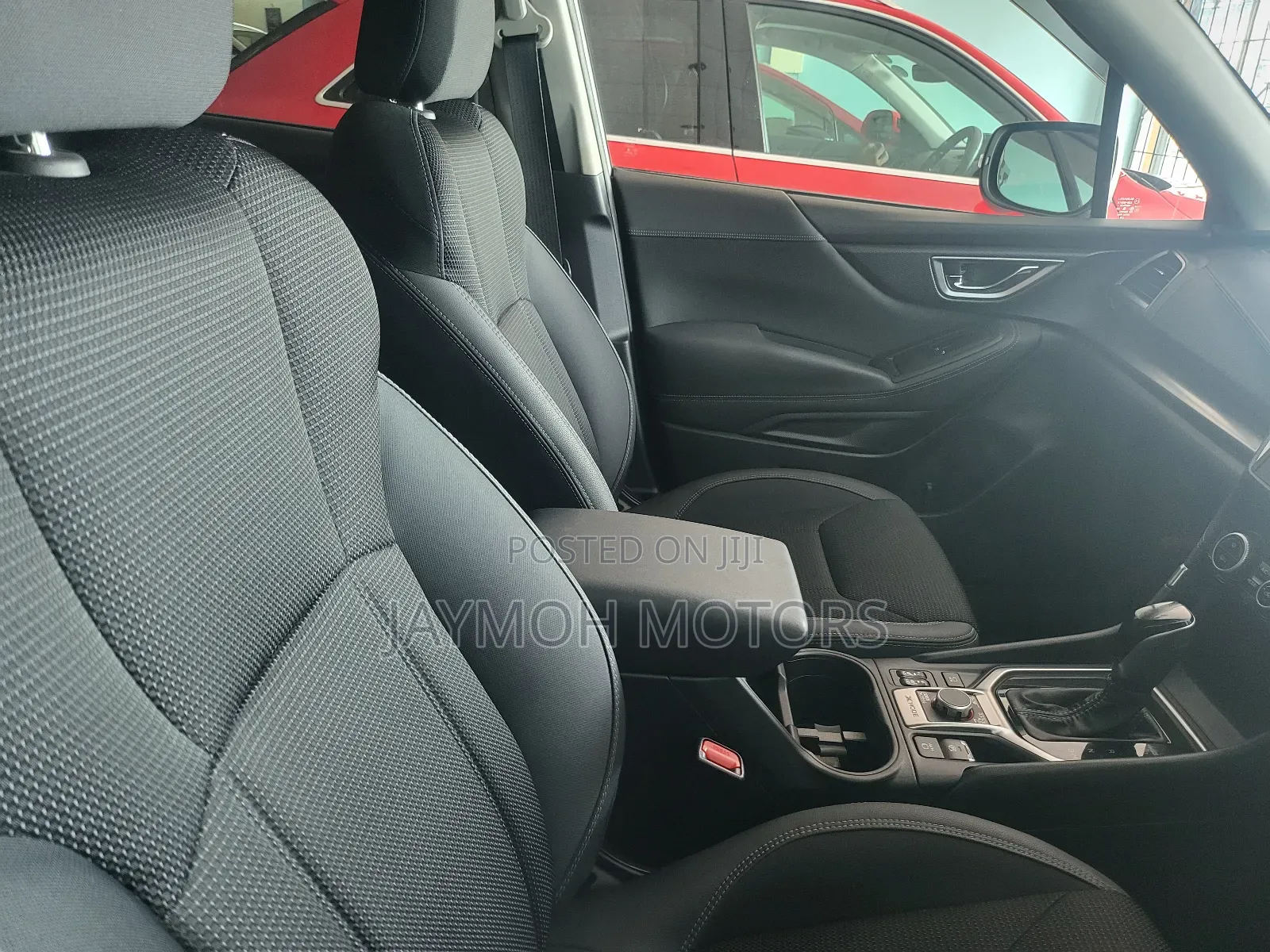 Subaru Forester 2019 Silver